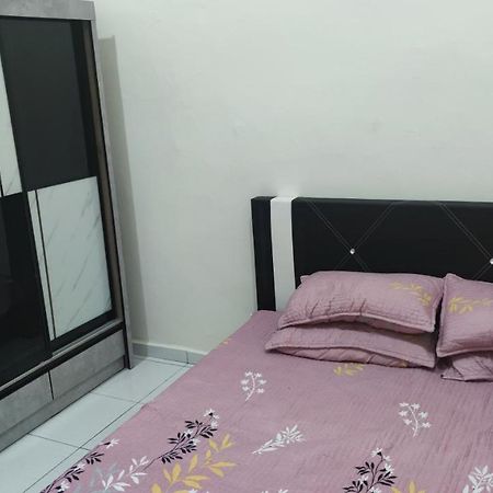 Home Stay Adams Pasir Gudang Εξωτερικό φωτογραφία